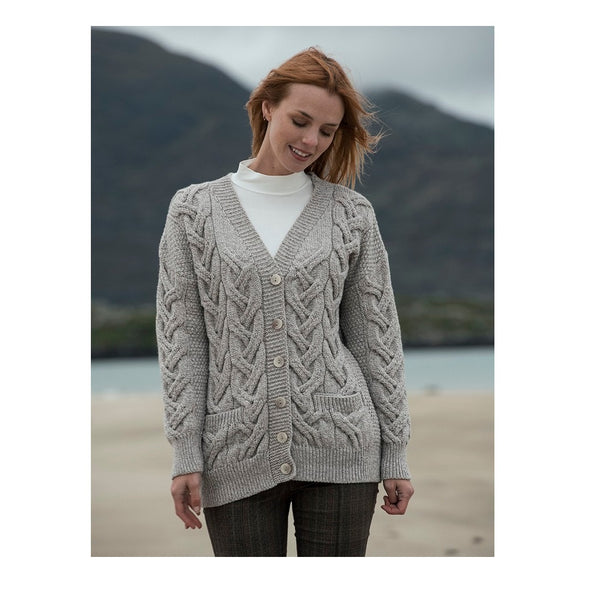 Aran Ladies Super Soft Merino Chunky V Cable Cardigan In Toast Oat Size L