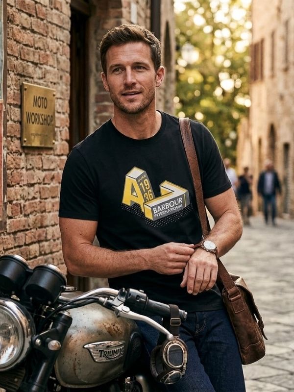 Barbour International Duke 22 (A722) Black T-Shirt Size XL