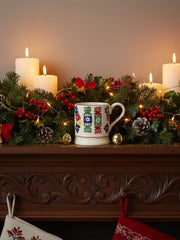 Emma Bridgewater Christmas Crackers 1/2 Pint Mug product image